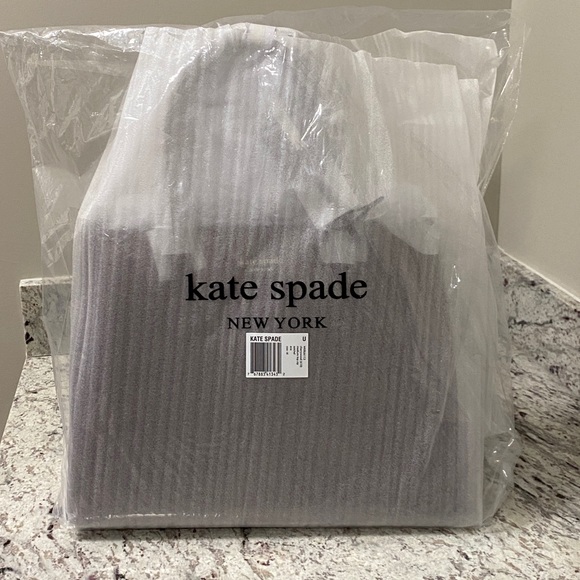 🆕✨ NEW KATE SPADE ♠️ MEDIUM TOP ZIP SATCHEL - Picture 2 of 5